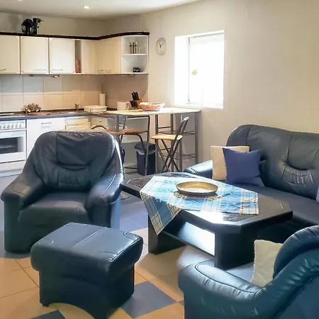 Apartment 2 Bedroom Lovely In Rubkow Ot