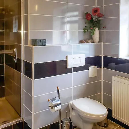 2 Bedroom Lovely In Rubkow Ot Apartment